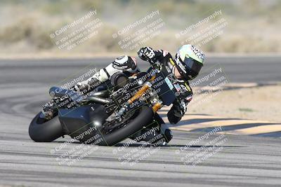 media/Jan-15-2026-Racers Edge (Thu) [[dfebeb70ab]]/2-A Group/Session 3 (Turn 16)/